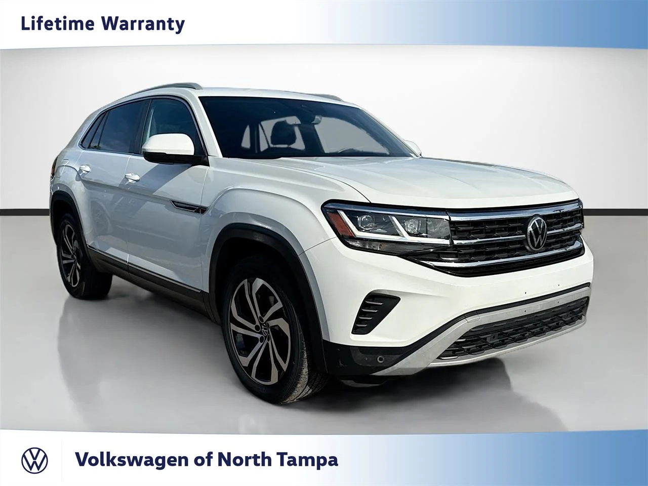 Used 2022 Pure White Volkswagen 2.0T SEL image 1