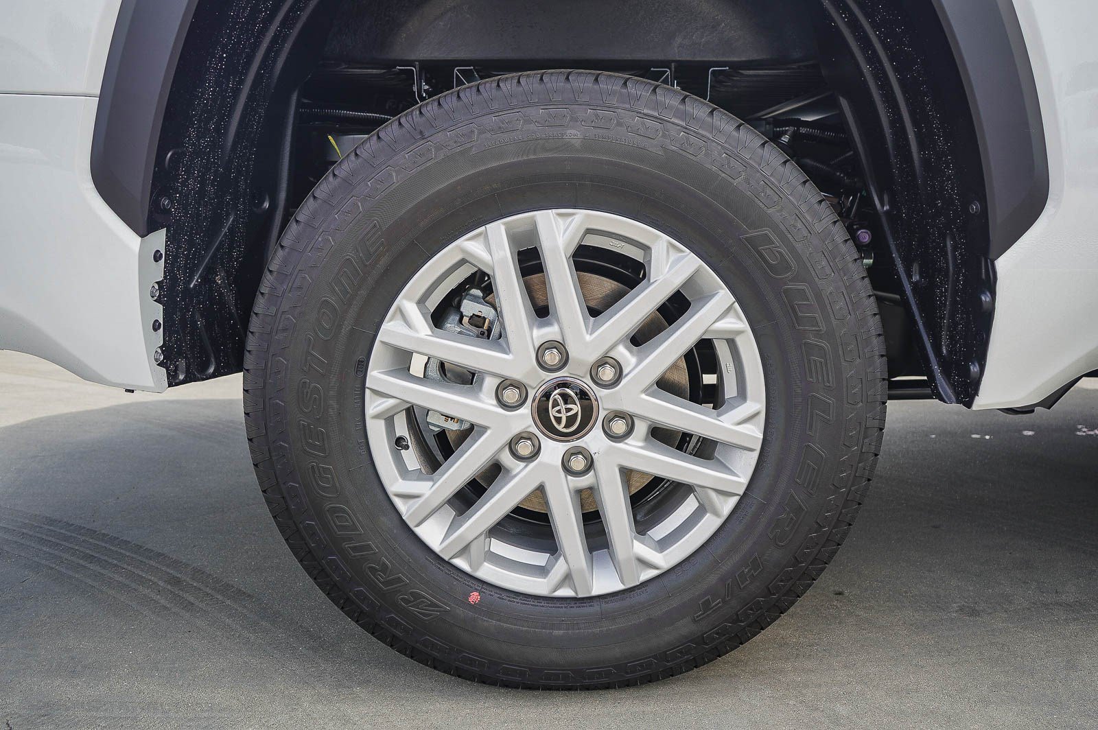 New 2026 Ice Cap Toyota SR5 image 8