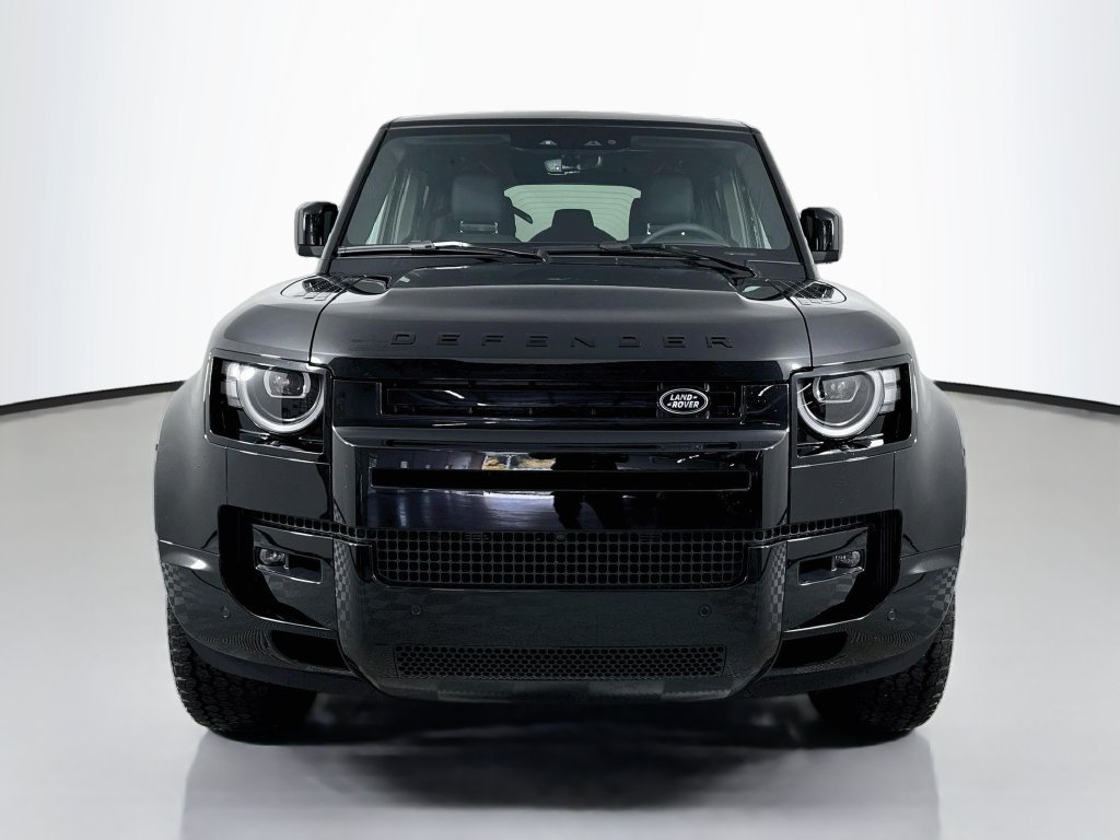 New 2026 Santorini Black Land Rover X-Dynamic SE image 6