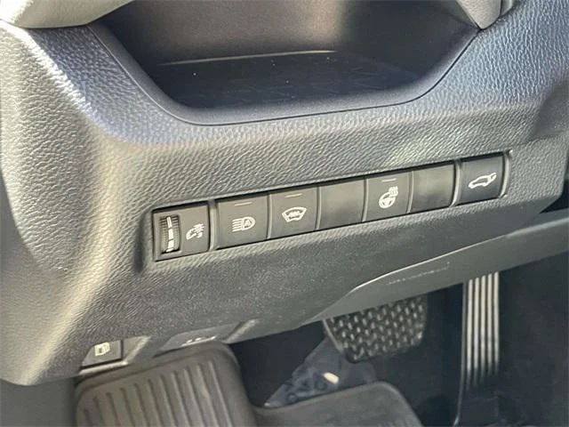 2023 Toyota RAV4 XLE Premium - Photo 19