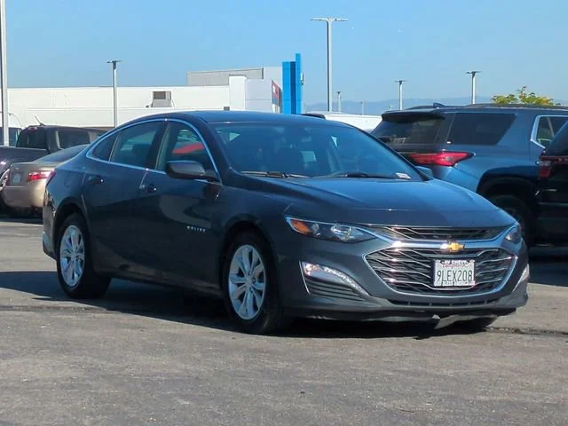Used 2020 Chevrolet Malibu 1LT with VIN 1G1ZD5ST1LF123042 for sale in Lancaster, CA