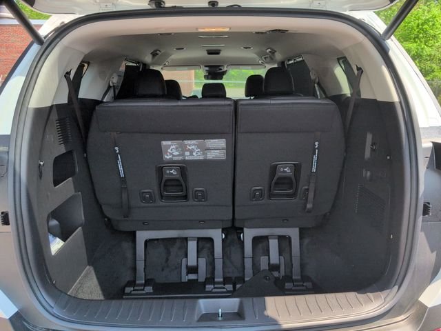 New 2026 Snow White Pearl Kia EX image 25
