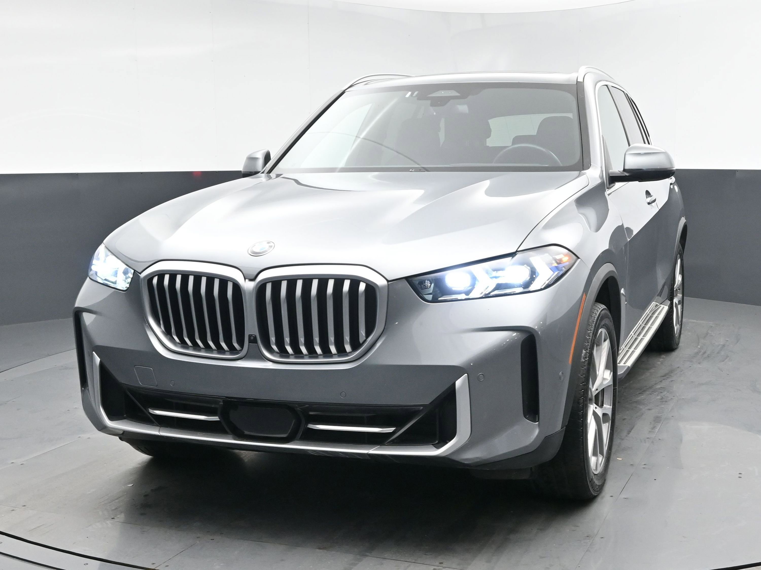 2024 BMW X5 sDrive40i's photo