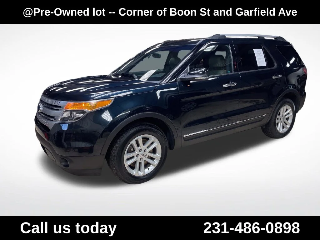 Used 2015  Ford XLT image 1
