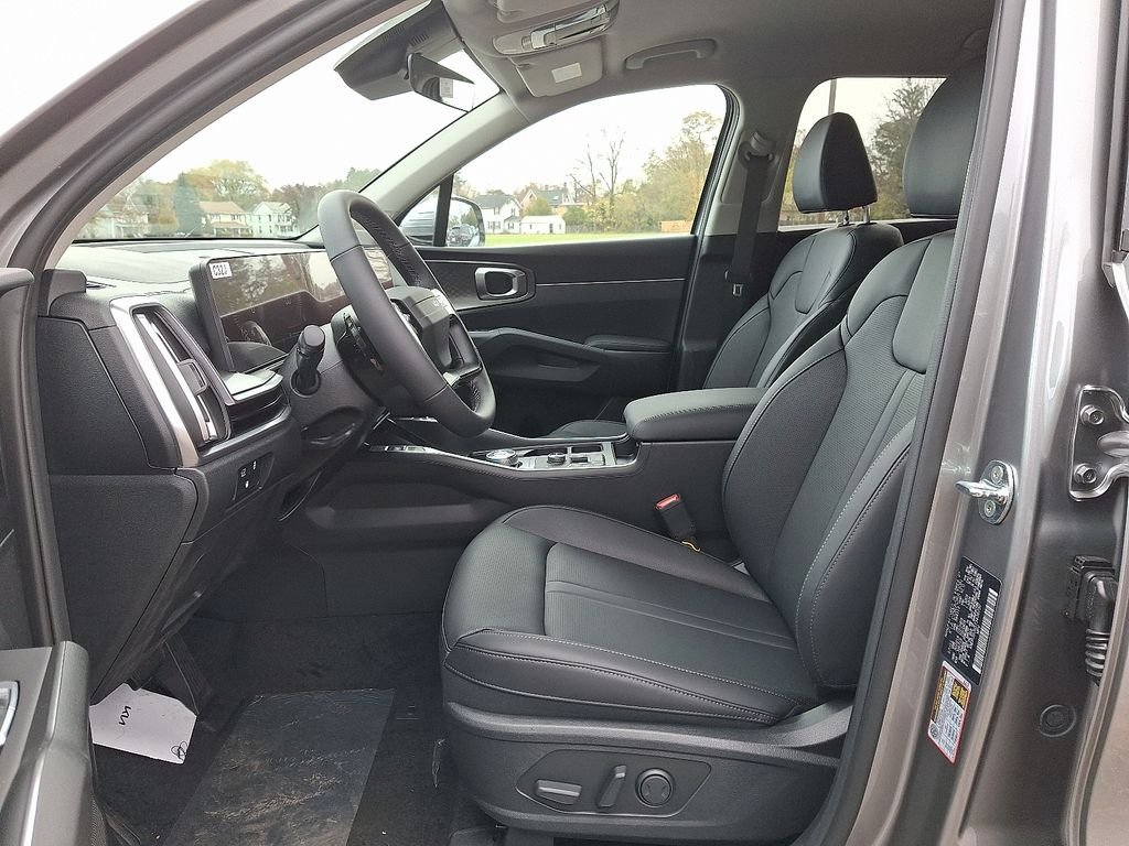 New 2026 Gray Kia EX image 6