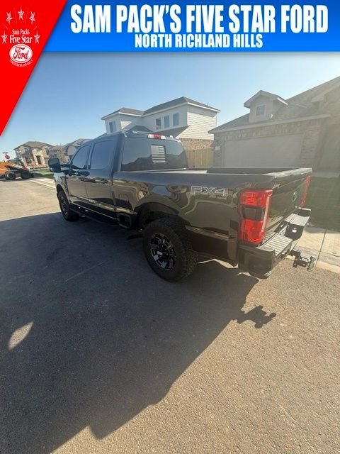 Used 2024 Black Ford XLT image 9