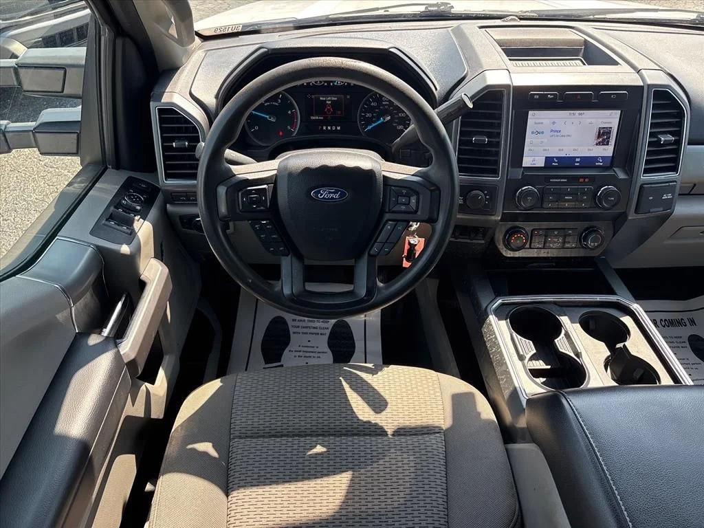 Used 2021 Oxford White Ford XLT image 22
