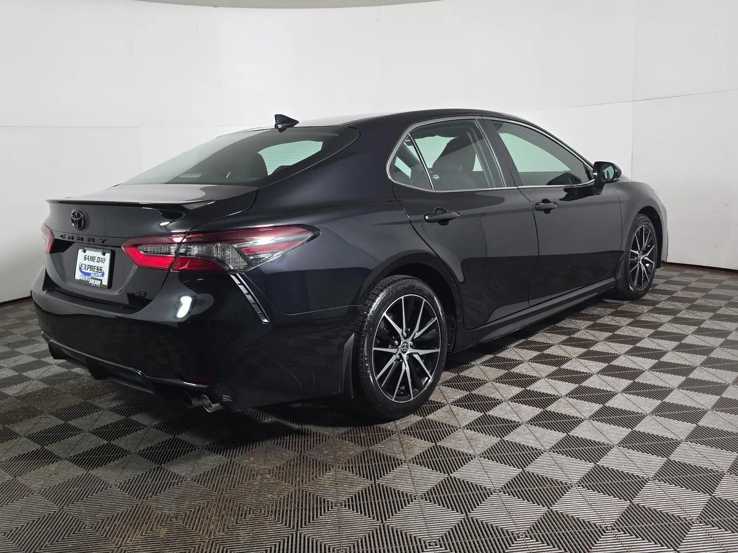 Used 2024 Midnight Black Metallic Toyota SE image 9