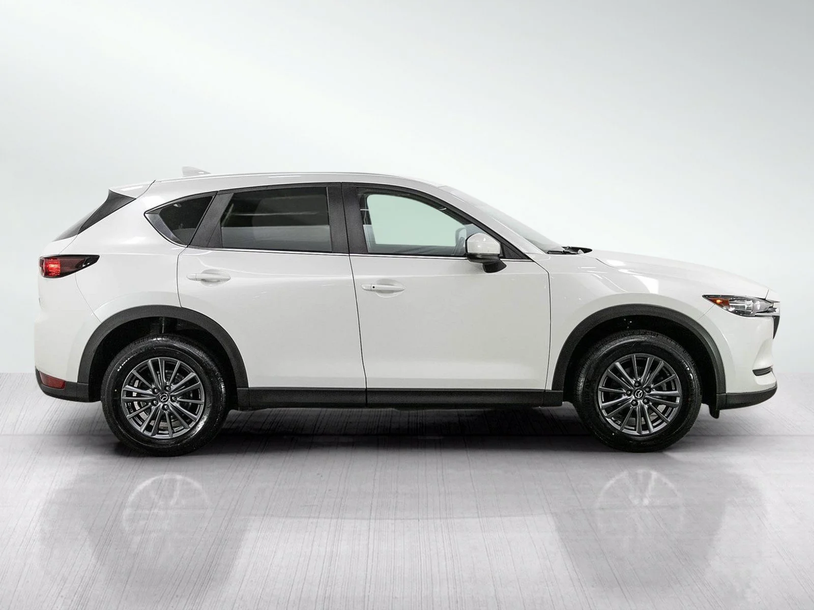 Used 2020 Snowflake White Pearl Mica Mazda Touring image 6