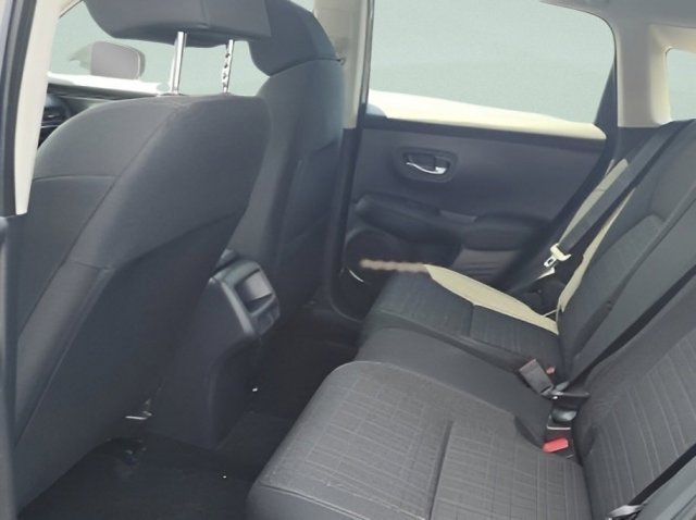 2026 Honda HR-V LX - Photo 16