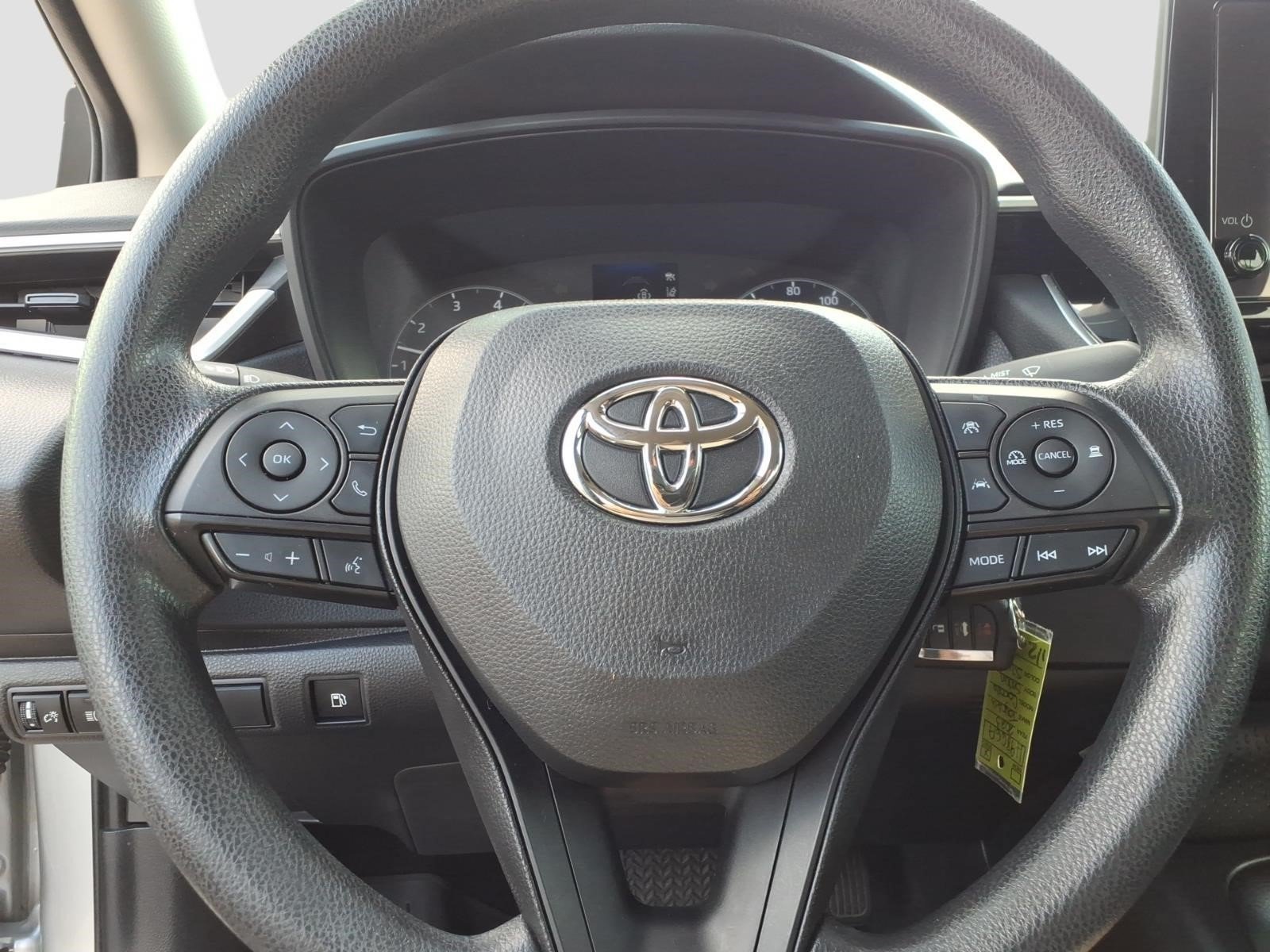 2023 Toyota Corolla LE - Photo 23