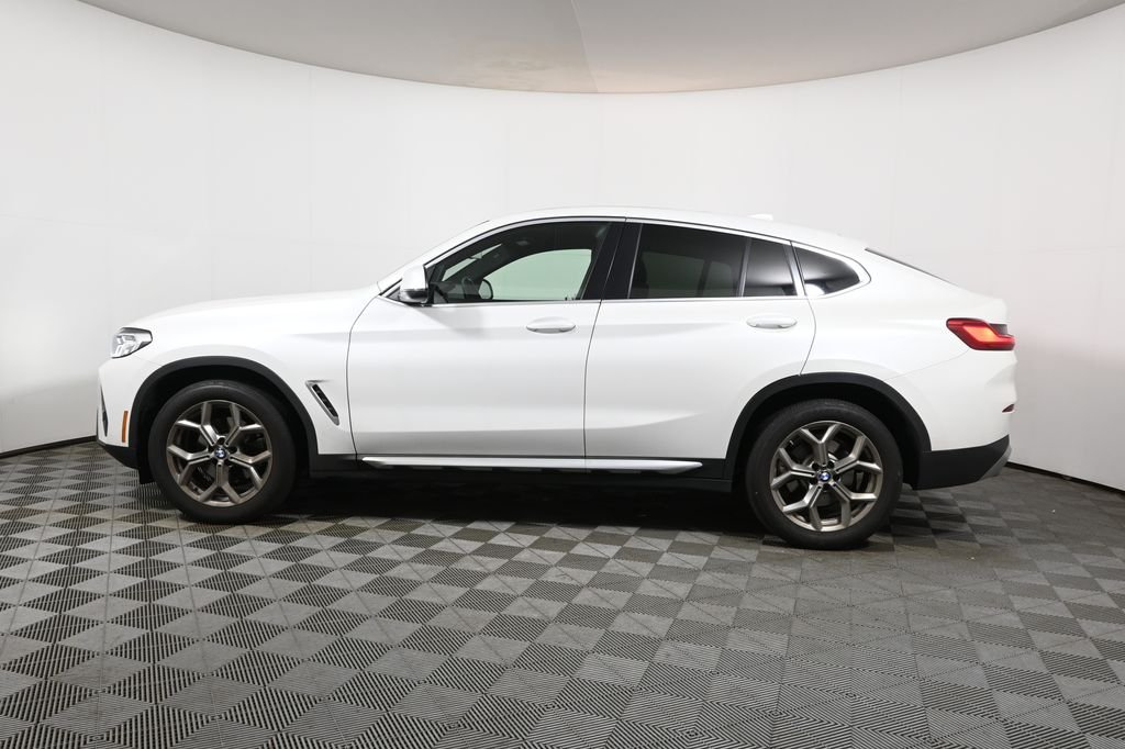 Used 2022 White BMW xDrive30i image 2