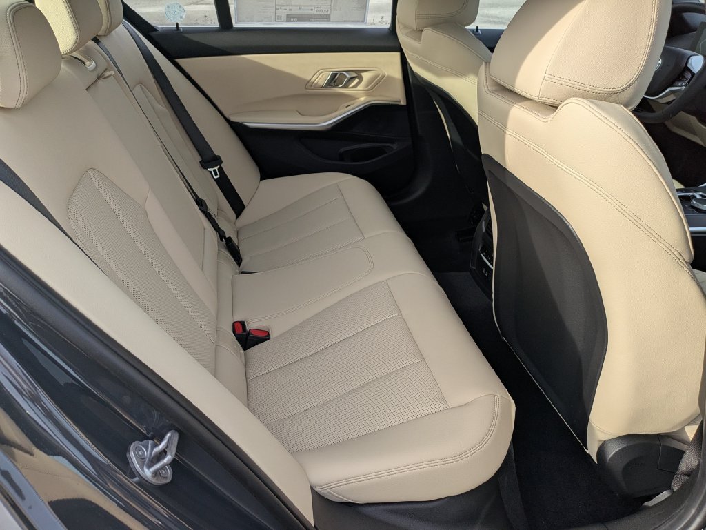 New 2026 Dravit Grey Metallic BMW 330i image 24