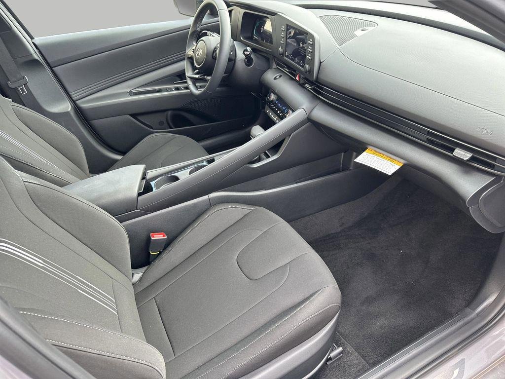 New 2026 Fluid Metal Hyundai SEL Sport Premium image 24