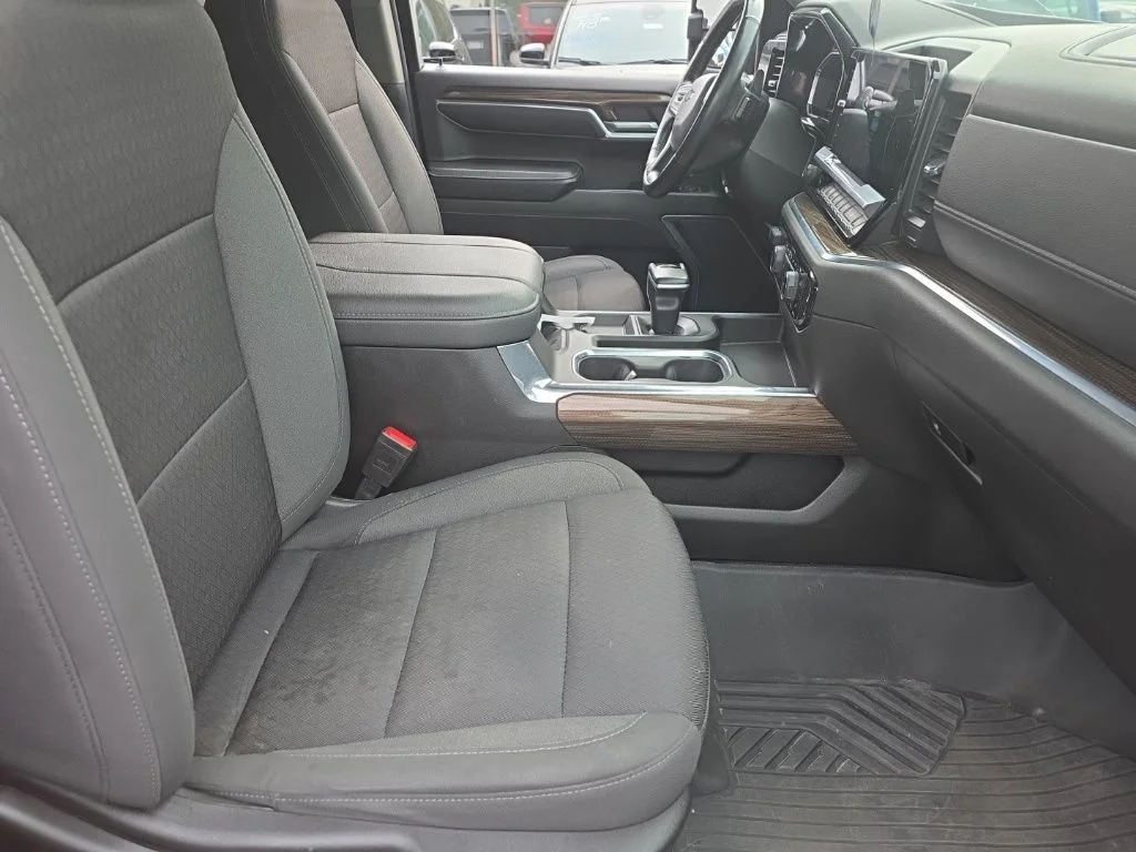 Used 2023 Red Chevrolet RST image 18