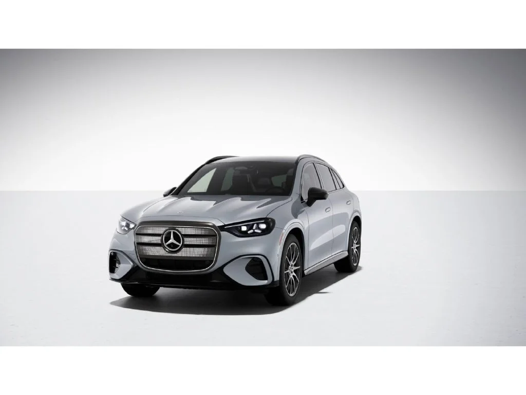New 2027 Silver Mercedes-Benz GLC 400 image 41