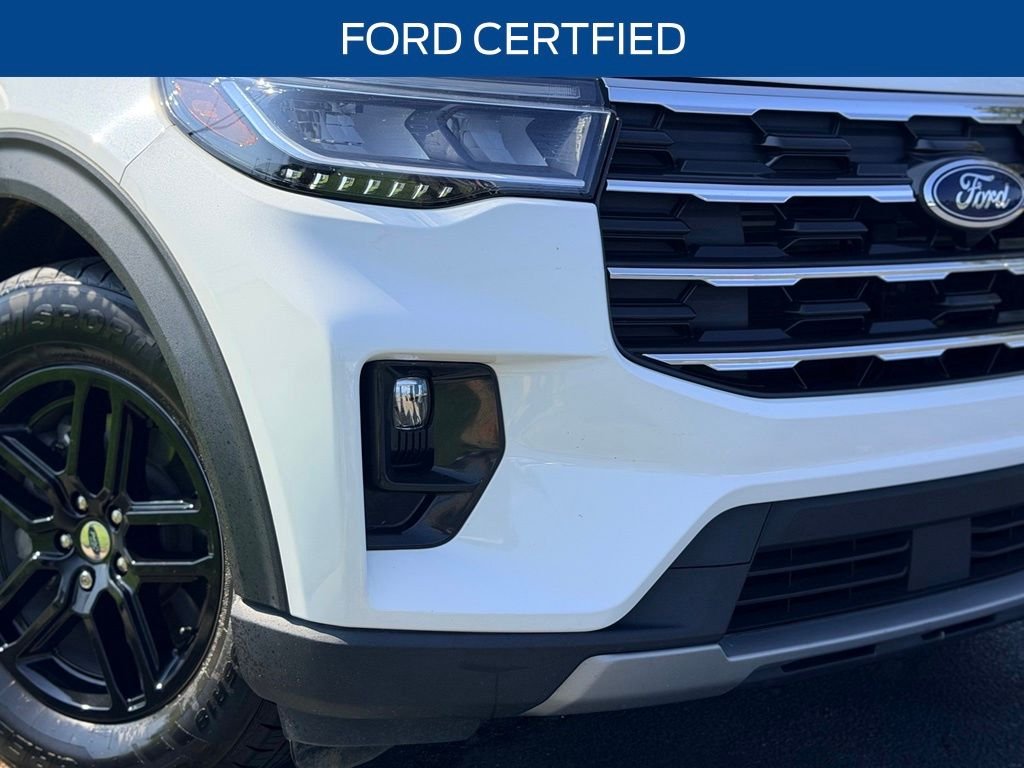 Used 2025 White Ford Active image 2