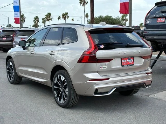 New 2026 Bright Dusk Volvo Plus image 5