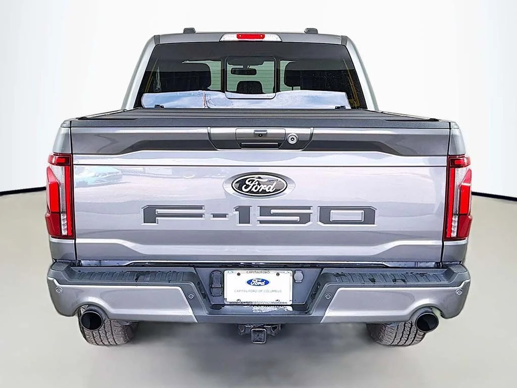 Used 2024 Carbonized Gray Metallic Ford Lariat image 15