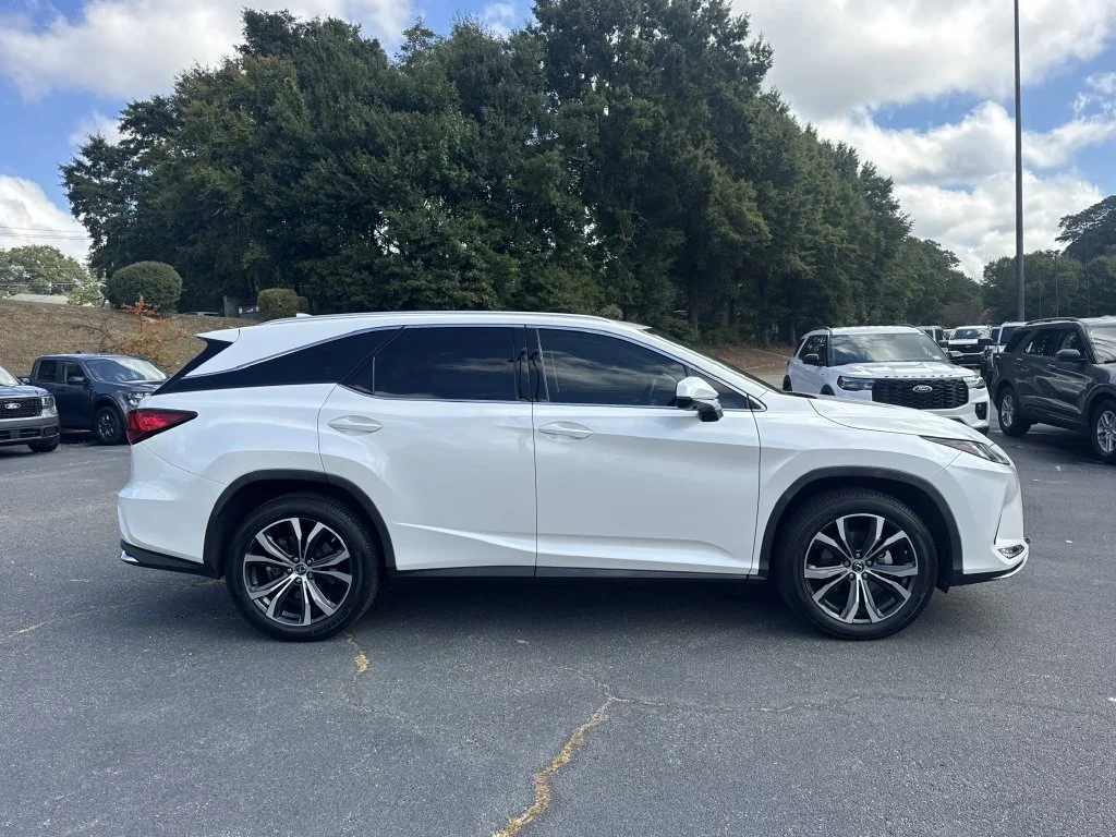 Used 2022 White Lexus 350L image 8