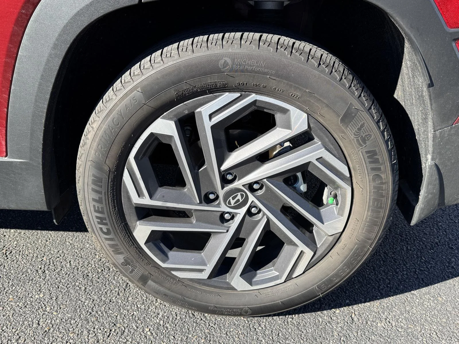 2025 Hyundai Tucson Limited - Photo 16
