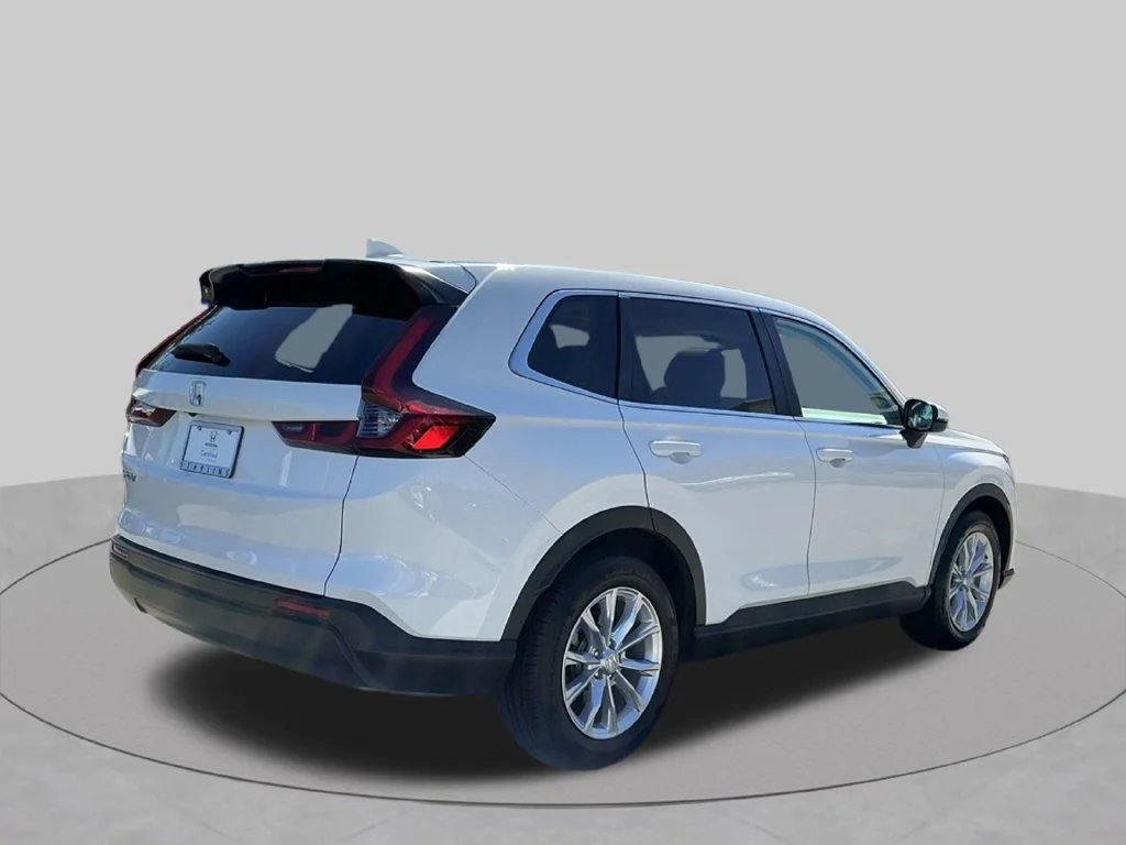 Used 2024  Honda EX-L image 4
