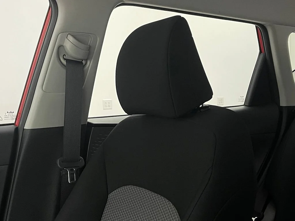 Used 2022  Kia LX image 38