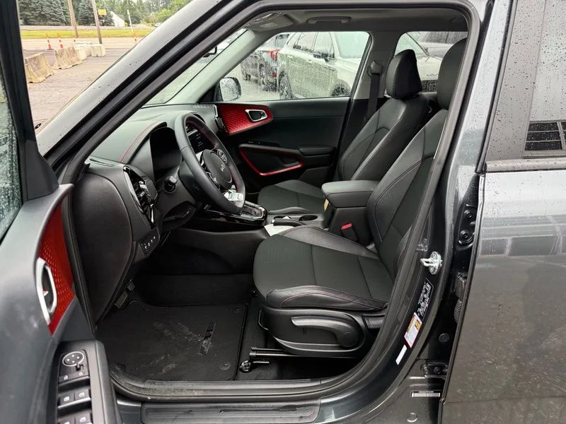 Used 2024 Gray Kia GT-Line image 9