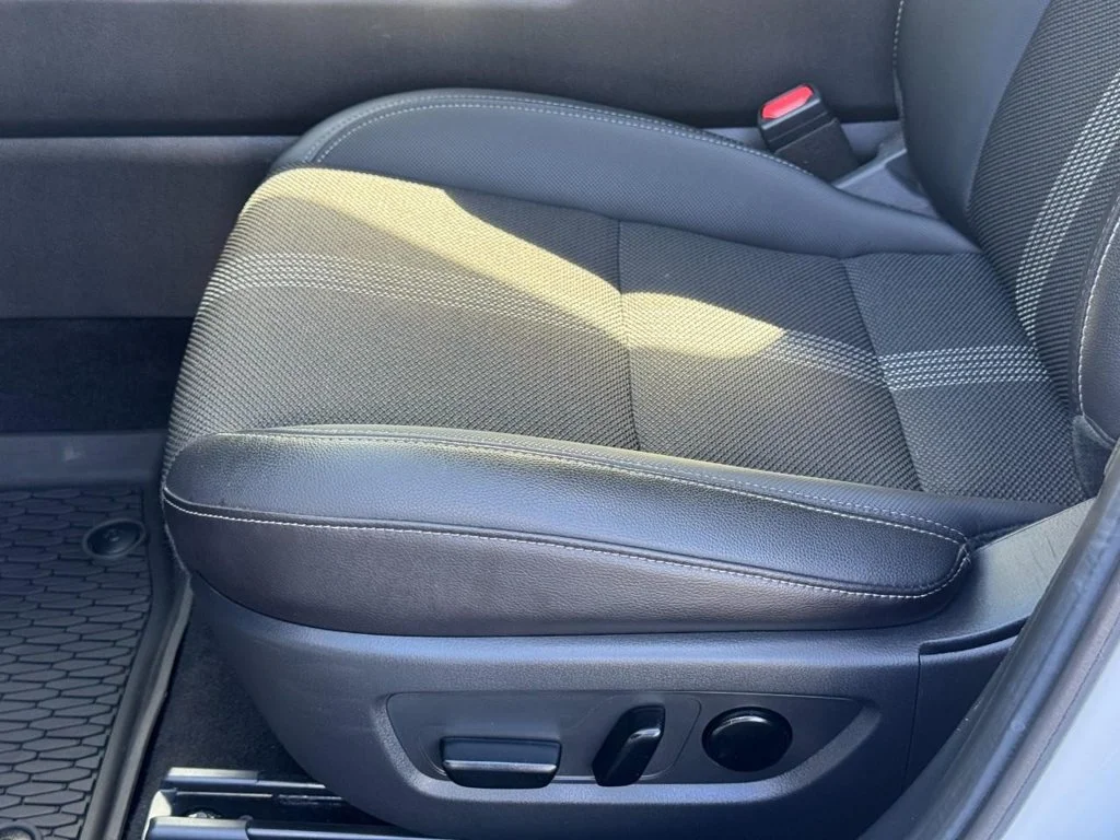 Used 2025 Light Gray Mazda Preferred image 23