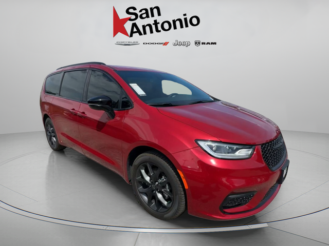 New 2026 Chrysler Pacifica Select FWD Passenger Van