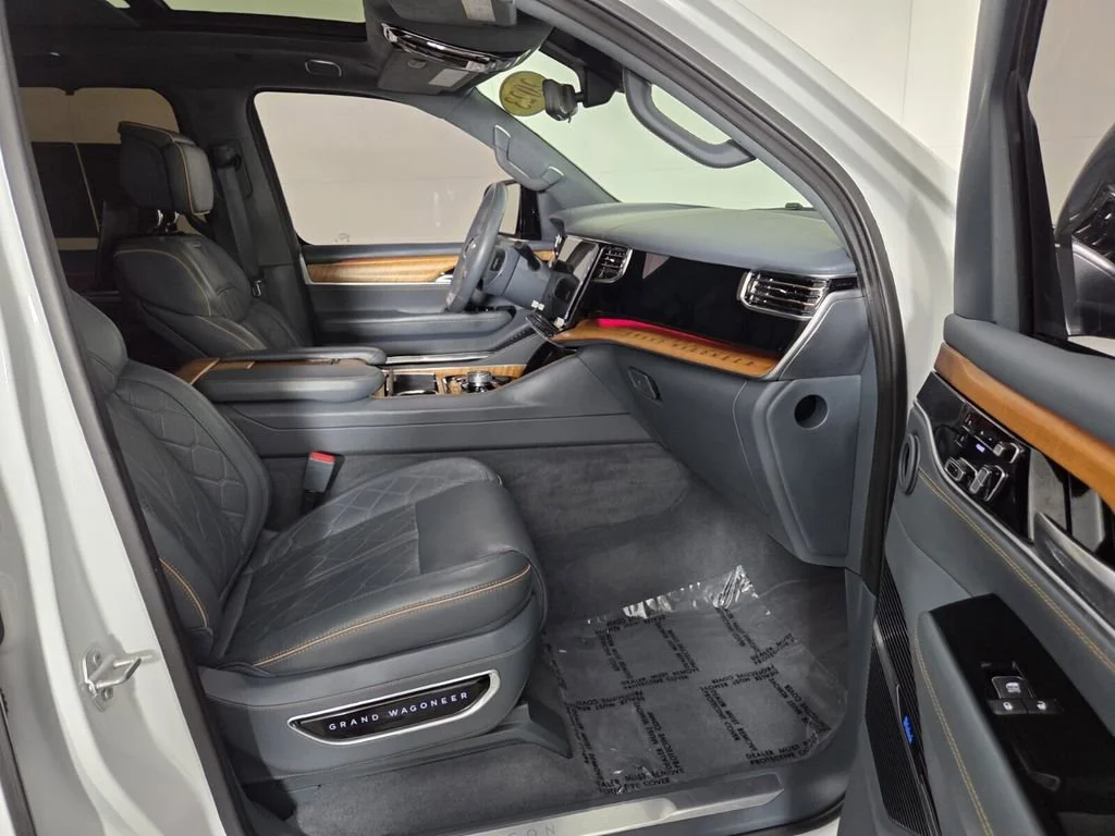 Used 2023 Bright White Clearcoat Jeep Series III image 38