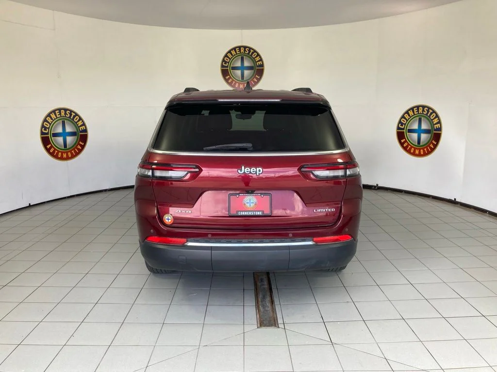 Used 2023 Red Jeep Limited image 21