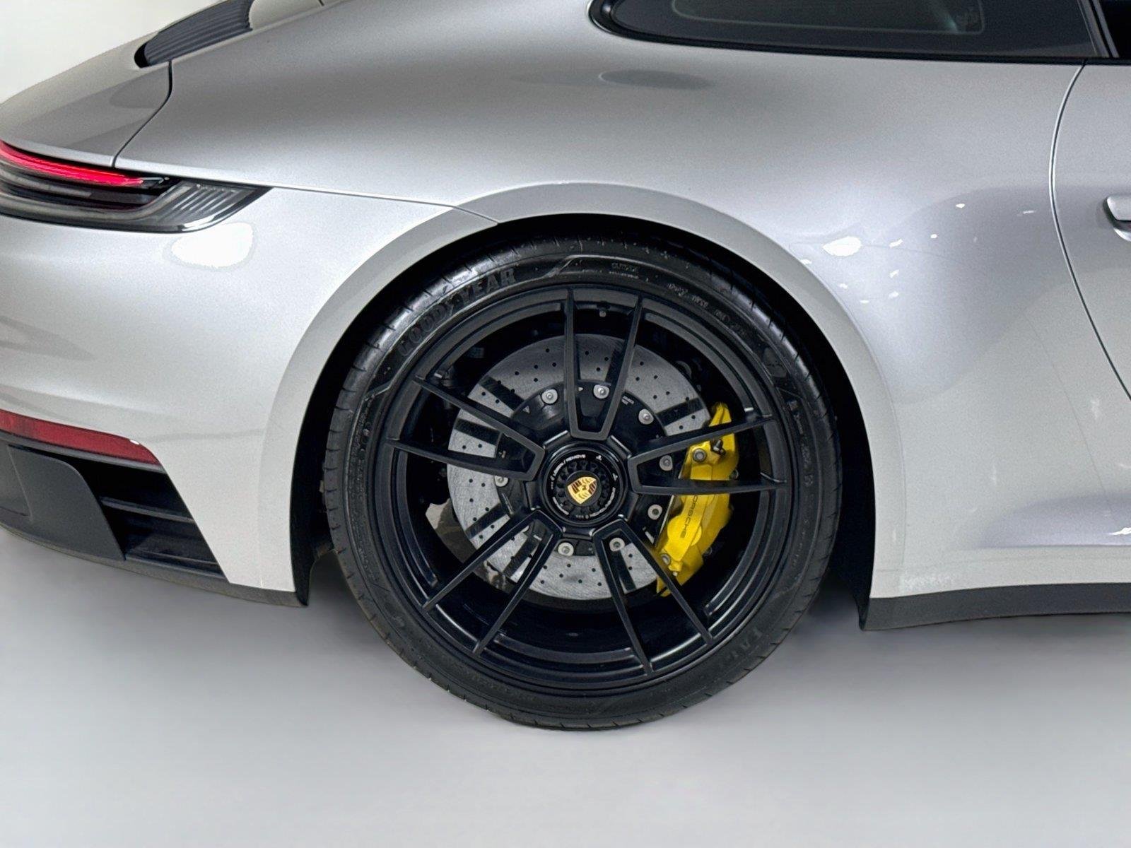 Used 2024 GT Silver Metallic Porsche Carrera GTS | Ceramic Brakes | Ventilated Seats | Only 4K Miles image 32