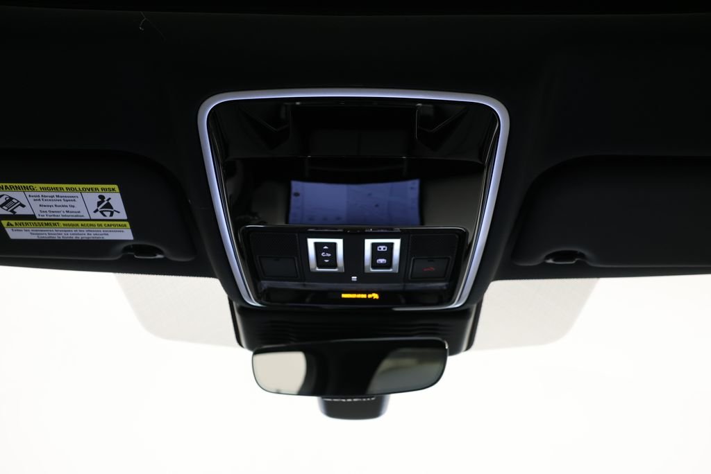 New 2026 Zadar Grey Land Rover P250 Base image 13