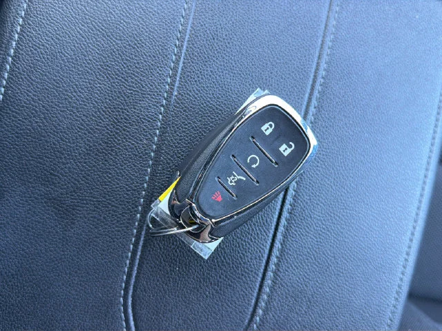 Used 2023 NORTHSKY BLUE METALLIC Chevrolet LT Cloth image 34