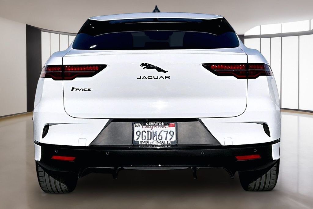 Used 2023 White Jaguar HSE image 5