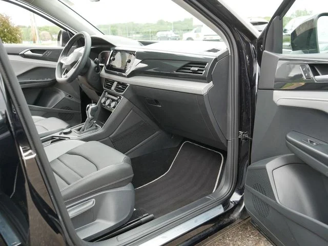 Certified Used 2023 Black Volkswagen 1.5T SEL image 19