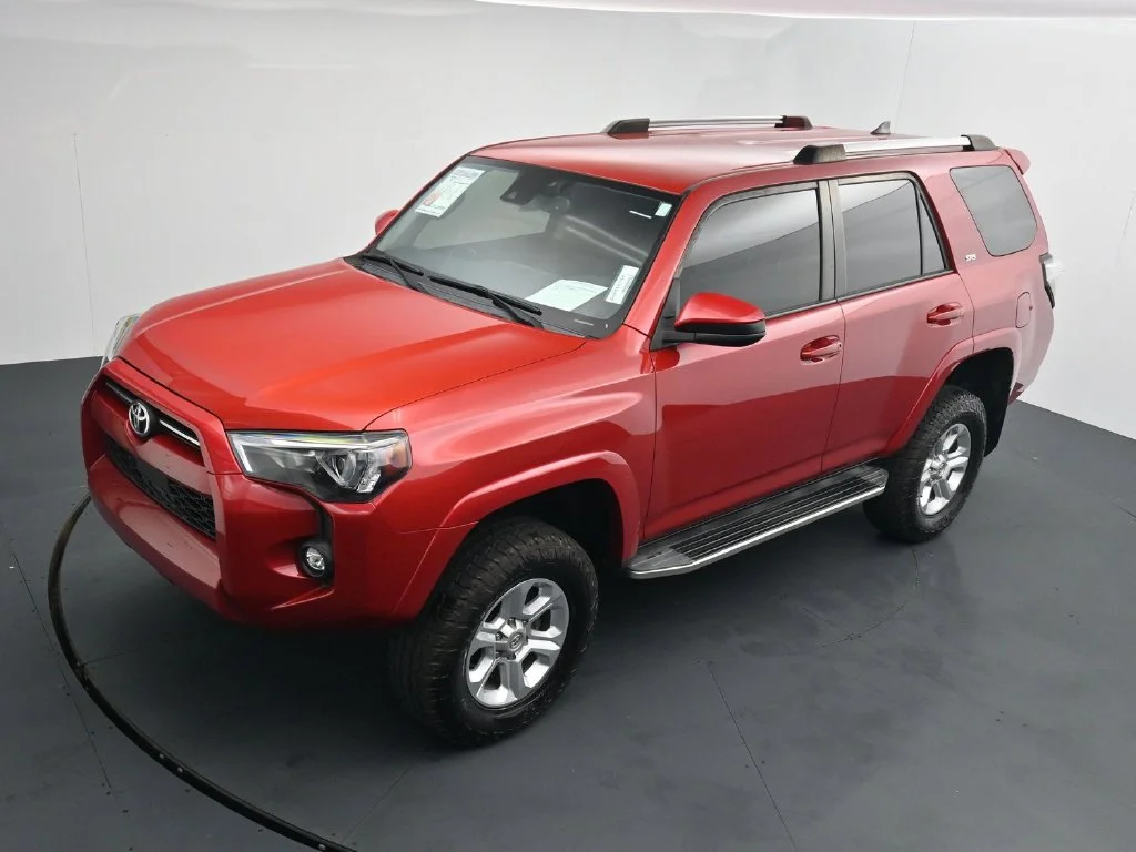 Used 2022 Red Toyota SR5 image 25