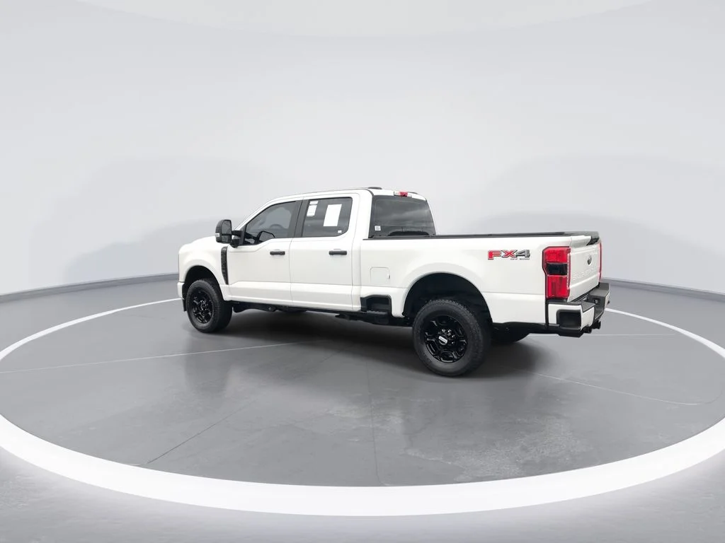 Used 2024 White Ford XL image 6