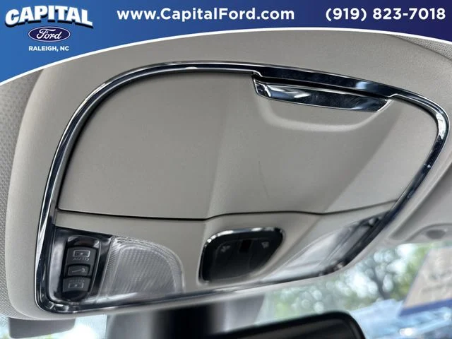 Used 2022 Black Jeep Limited image 33