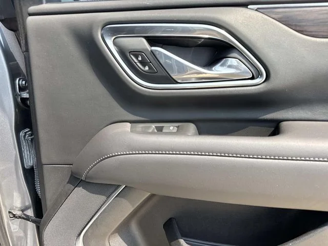 Used 2021 Gray Chevrolet LT image 23