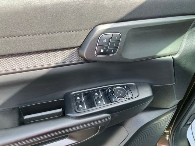 Certified Used 2025 Green Metallic Ford Raptor image 12