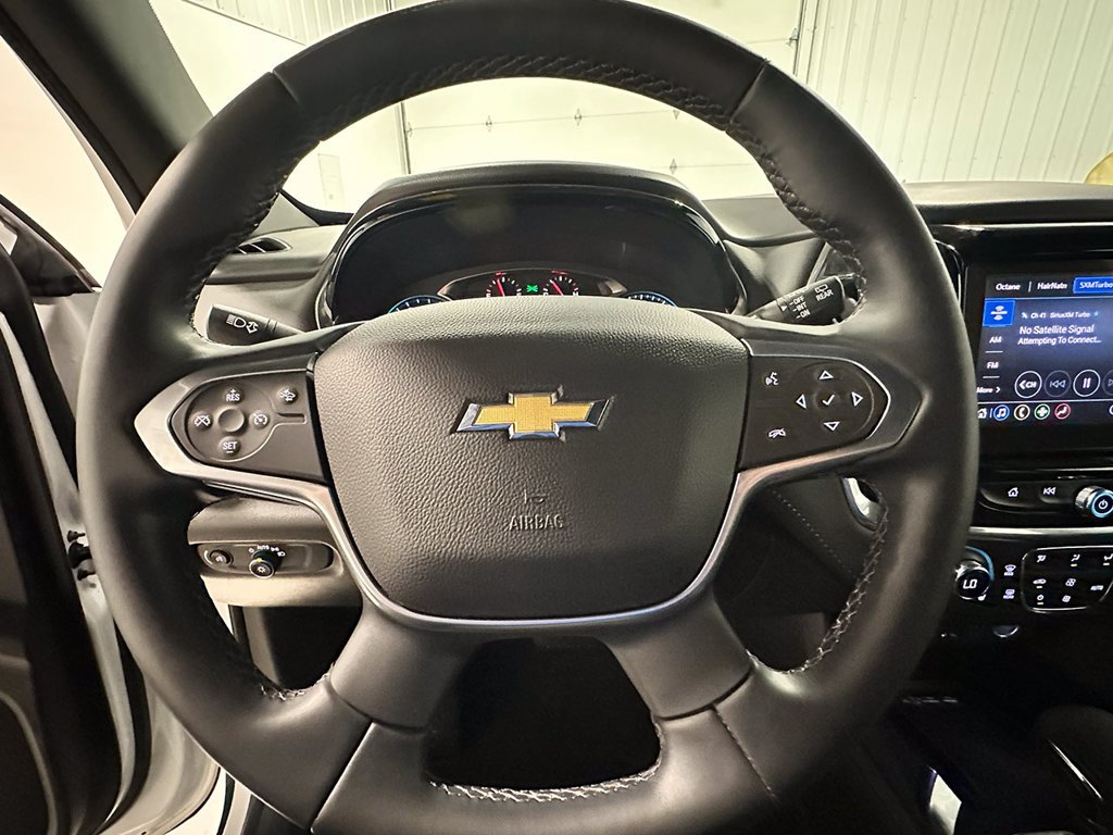 Used 2023 White Chevrolet LT image 35