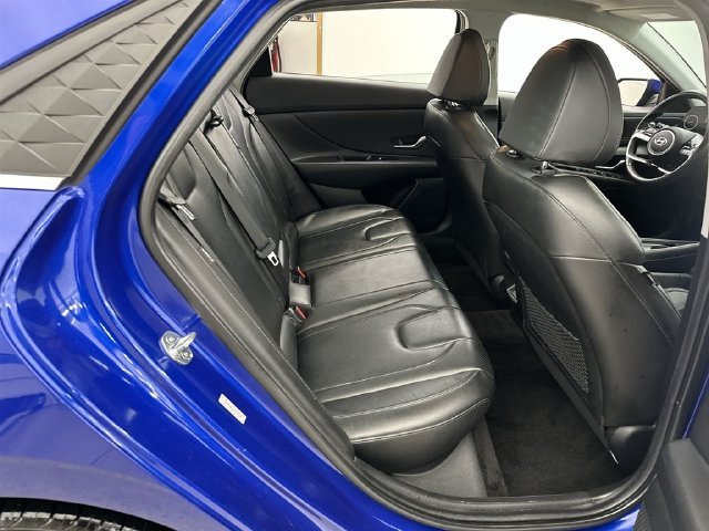 2024 Hyundai Elantra Limited - Photo 17