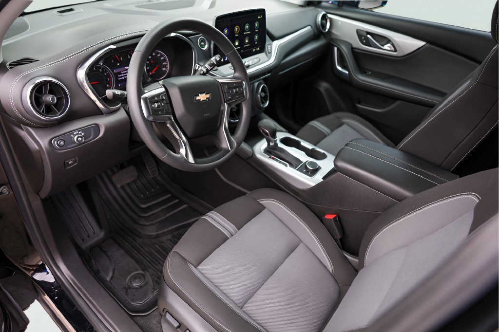 2024 Chevrolet Blazer 2LT - Photo 12