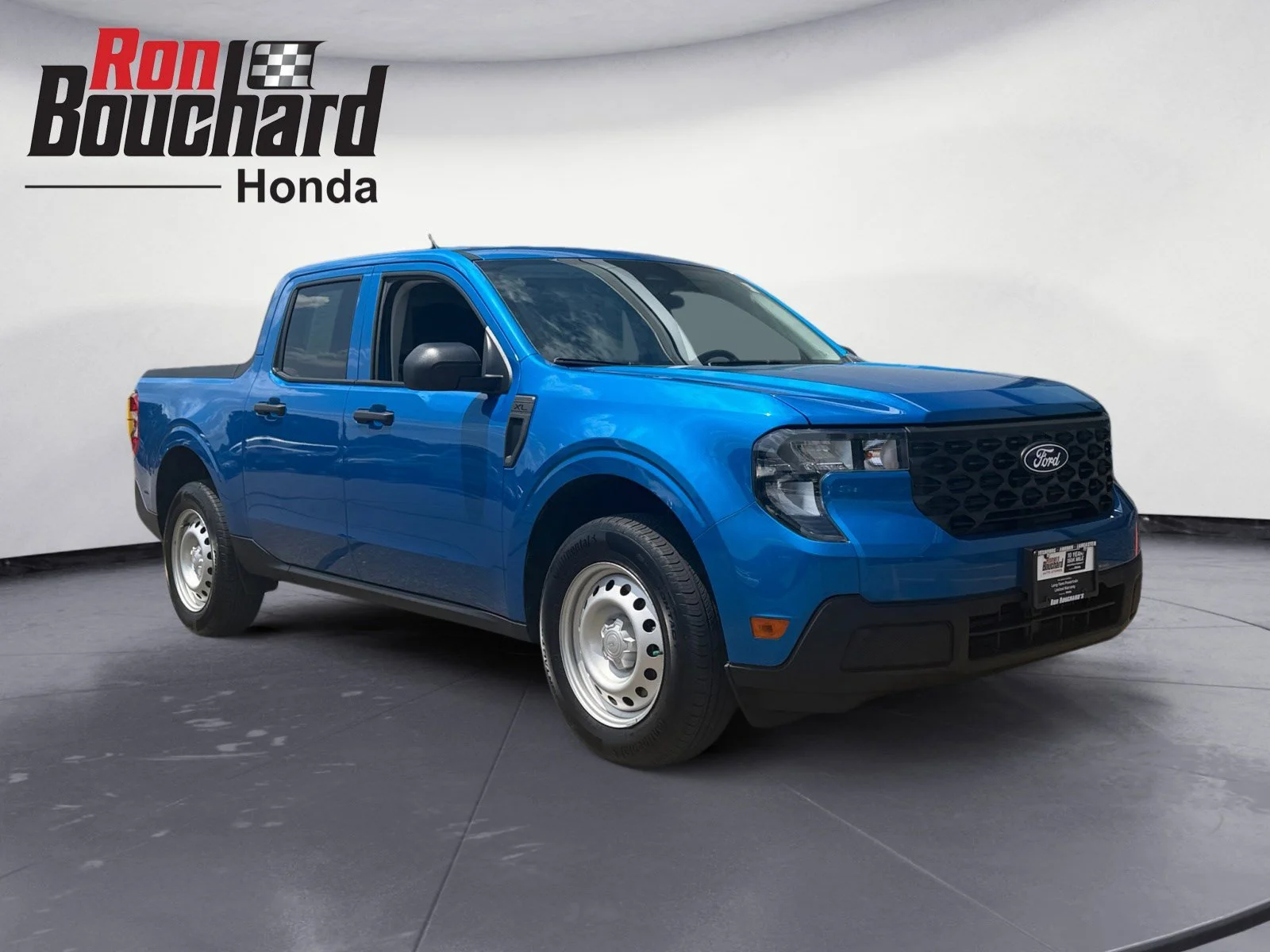 Used 2025 Blue Ford XL image 1