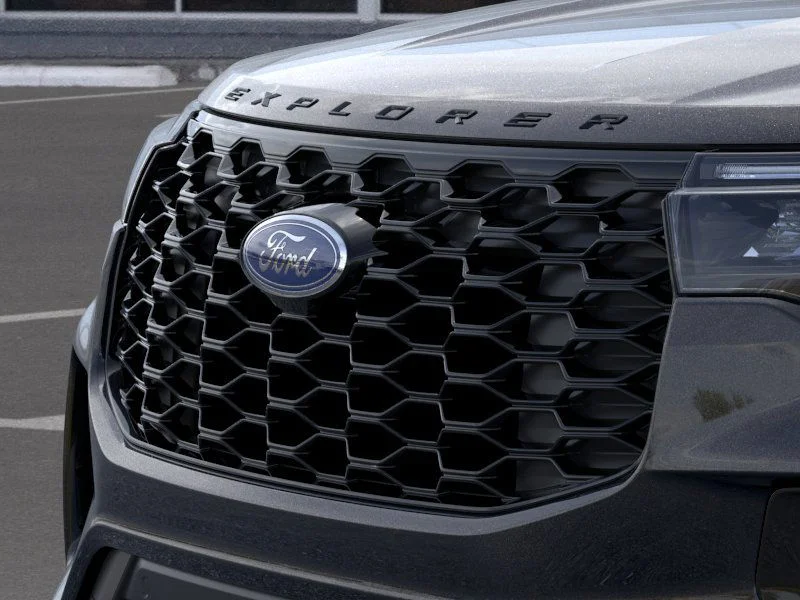 New 2026 Agate Black Metallic Ford ST-Line image 17