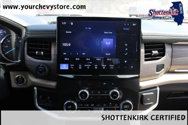 Used 2022 White Ford Limited image 32