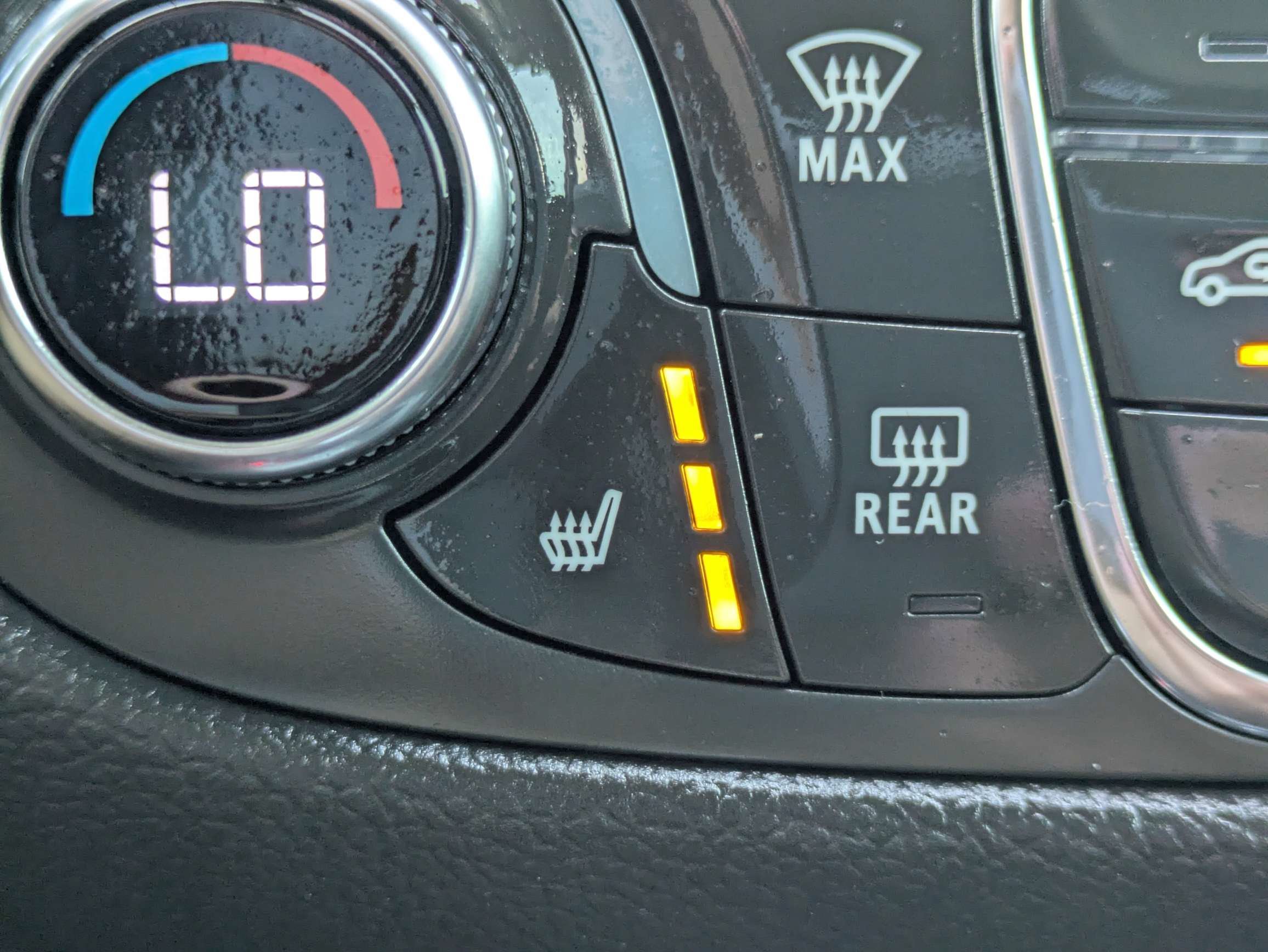 Used 2021 Summit White Chevrolet LT image 25