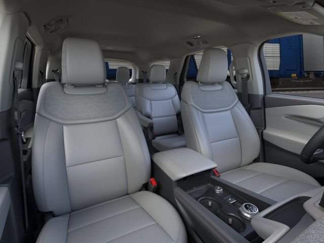 New 2026 Space White Metallic Ford Active image 11